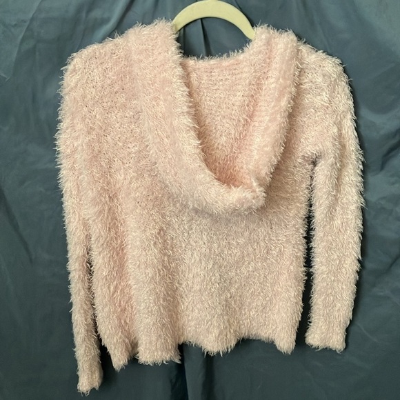 Abercrombie Kids: Pink fuzzy Sweater with metallic thread-hoodie- Girls Small - Picture 10 of 16